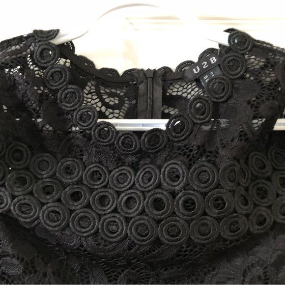 Dress - Picture 4 of 4